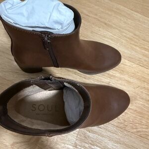 SOUL Naturalizer Women's Tan Ankle Booties